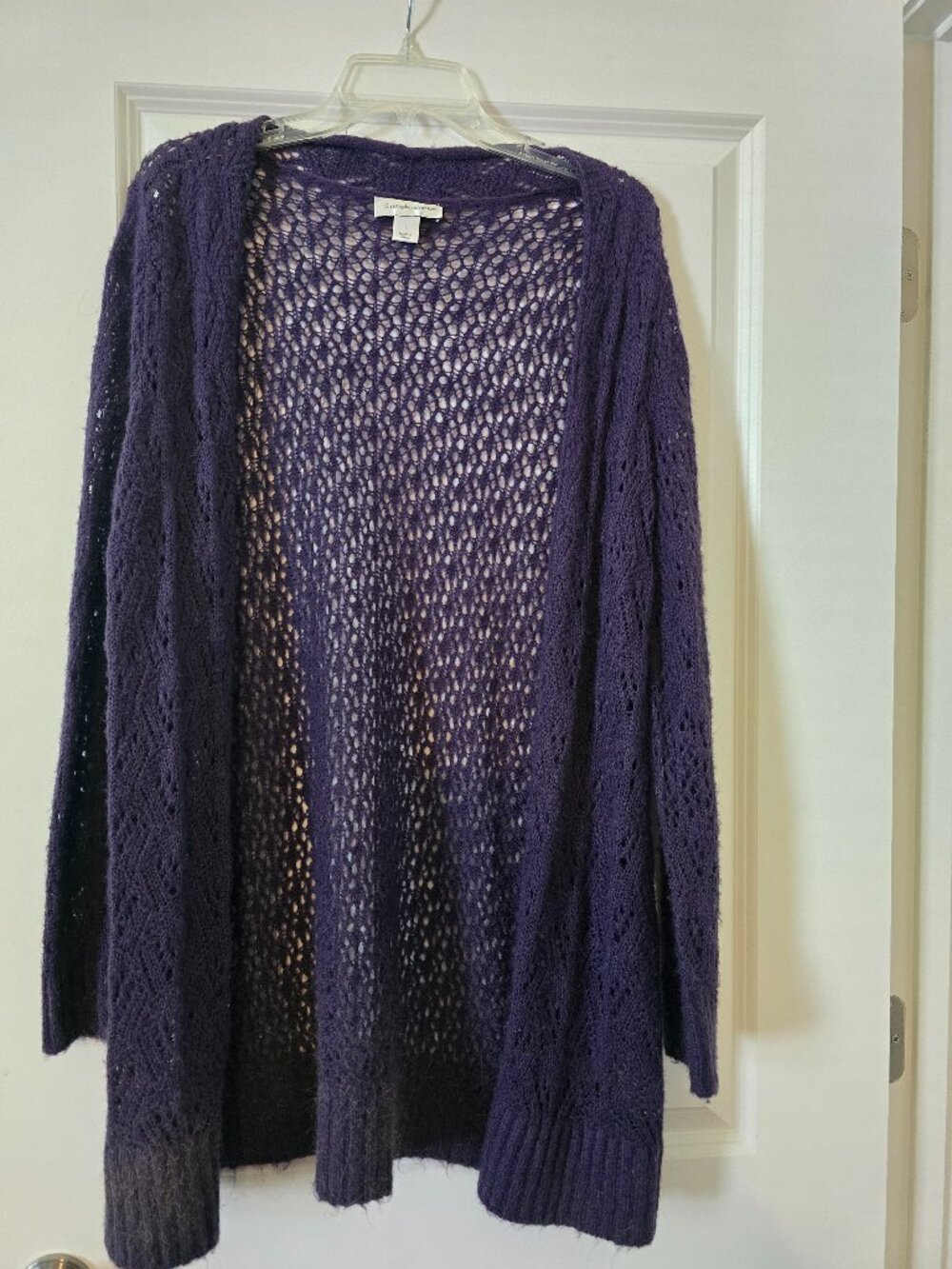Christoper & Banks lightweight long sleeved sweater cardigan
